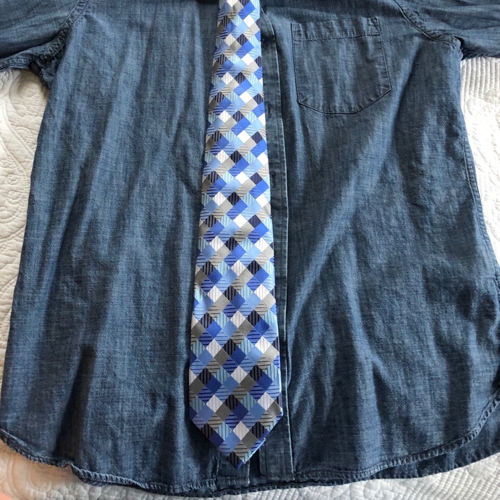 Geoffrey Bean tie